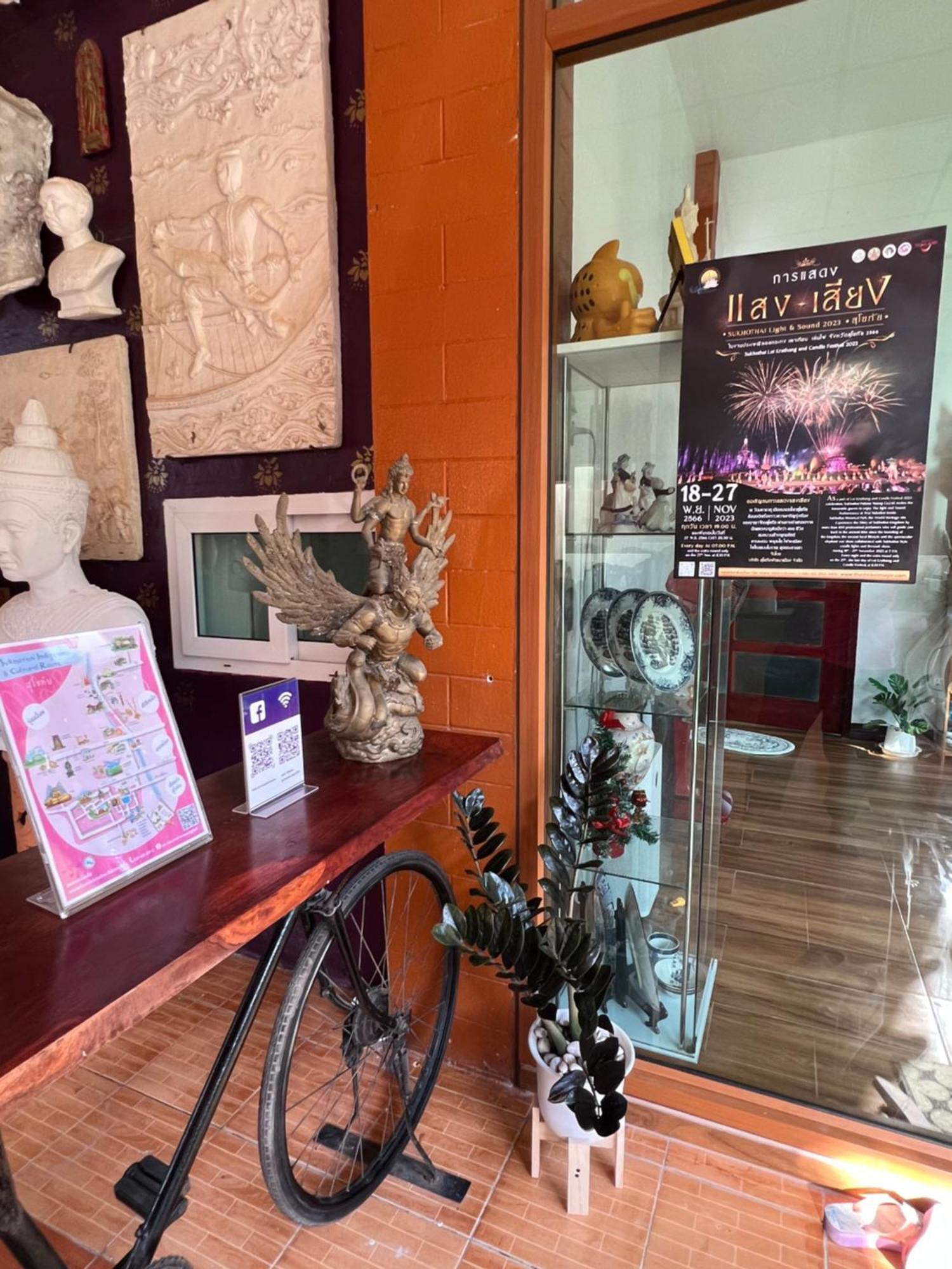 Phiphu Art And Gallery Boutique Sukhothai Buitenkant foto